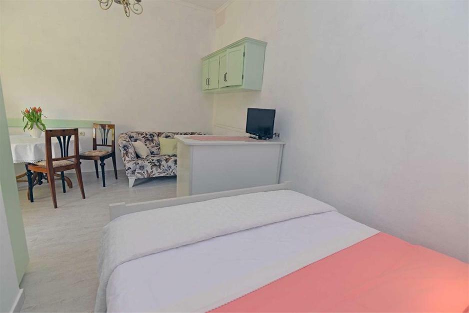 Roberto 4 Apartment เวลิโลชิน ภายนอก รูปภาพ